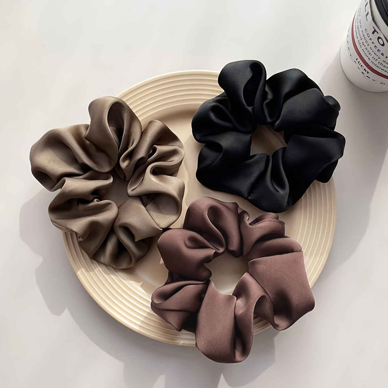 Hair Care Gift Set - Набор из трех однотонных атласных аксессуаров